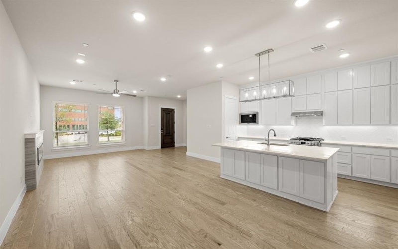 1810 Wittington, Farmers Branch, TX 75234, 4 Bedrooms Bedrooms, ,3 BathroomsBathrooms,Residential,For Sale,1810 Wittington,0,21044439