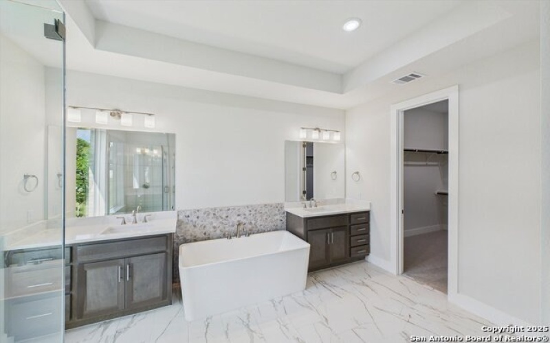6821 Arbor Falls, Fair Oaks Ranch, TX 78015, 4 Bedrooms Bedrooms, ,3 BathroomsBathrooms,Residential,For Sale,6821 Arbor Falls,0,1896186