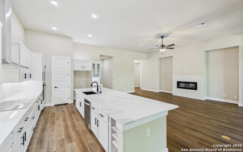 6817 Arbor Falls, Fair Oaks Ranch, TX 78015, 4 Bedrooms Bedrooms, ,3 BathroomsBathrooms,Residential,For Sale,6817 Arbor Falls,0,1896187