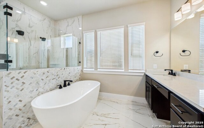 6817 Arbor Falls, Fair Oaks Ranch, TX 78015, 4 Bedrooms Bedrooms, ,3 BathroomsBathrooms,Residential,For Sale,6817 Arbor Falls,0,1896187