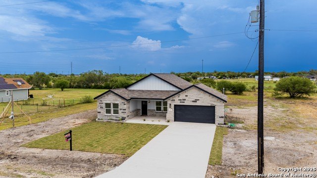 307 Ranchero Way, Natalia, TX 78059, 4 Bedrooms Bedrooms, ,2 BathroomsBathrooms,Residential,For Sale,307 Ranchero Way,0,1896202