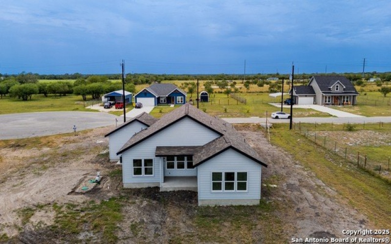 307 Ranchero Way, Natalia, TX 78059, 4 Bedrooms Bedrooms, ,2 BathroomsBathrooms,Residential,For Sale,307 Ranchero Way,0,1896202