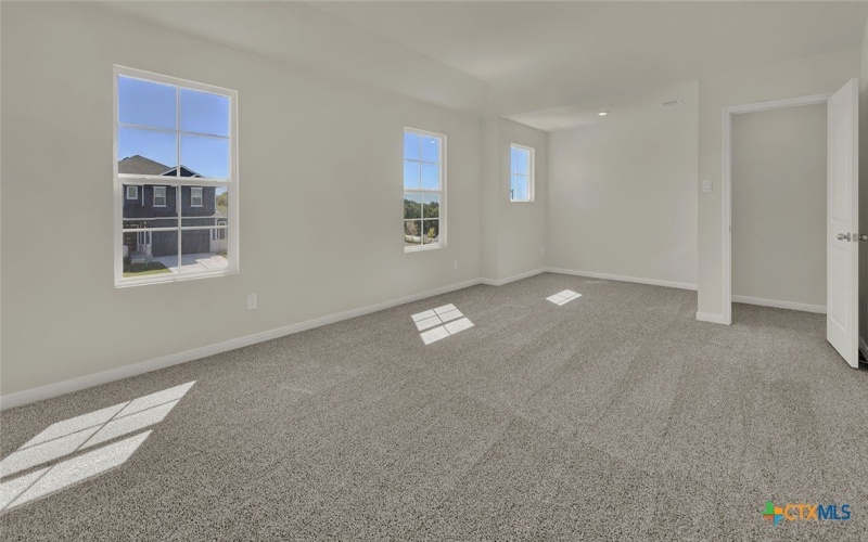 236 SHENANDOAH Drive, Kyle, TX 78640, 5 Habitaciones Habitaciones , ,3 BañosBaños,Residential,En Venta,236 SHENANDOAH Drive,0,591093