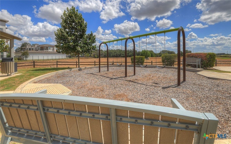 236 SHENANDOAH Drive, Kyle, TX 78640, 5 Habitaciones Habitaciones , ,3 BañosBaños,Residential,En Venta,236 SHENANDOAH Drive,0,591093