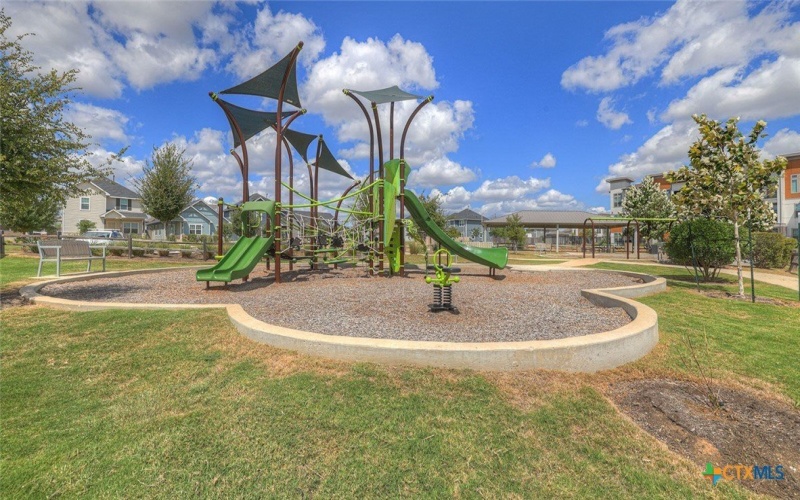 236 SHENANDOAH Drive, Kyle, TX 78640, 5 Habitaciones Habitaciones , ,3 BañosBaños,Residential,En Venta,236 SHENANDOAH Drive,0,591093