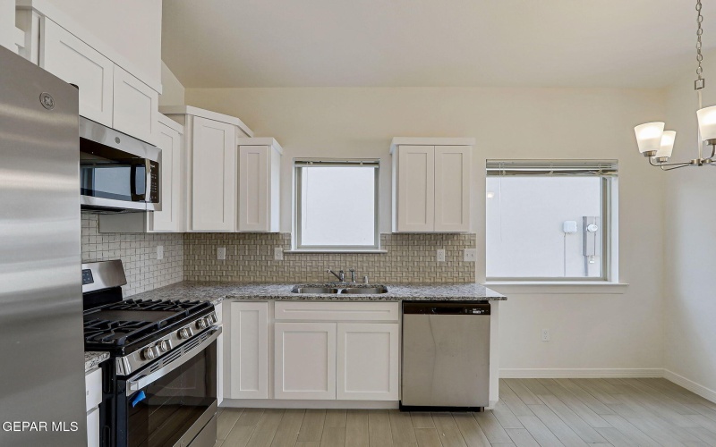 14301 SETH PAYNE Drive, El Paso, TX 79928, 2 Habitaciones Habitaciones , ,2 BañosBaños,Residential,En Venta,14301 SETH PAYNE Drive,0,929278