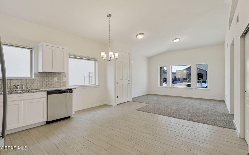 14301 SETH PAYNE Drive, El Paso, TX 79928, 2 Habitaciones Habitaciones , ,2 BañosBaños,Residential,En Venta,14301 SETH PAYNE Drive,0,929278