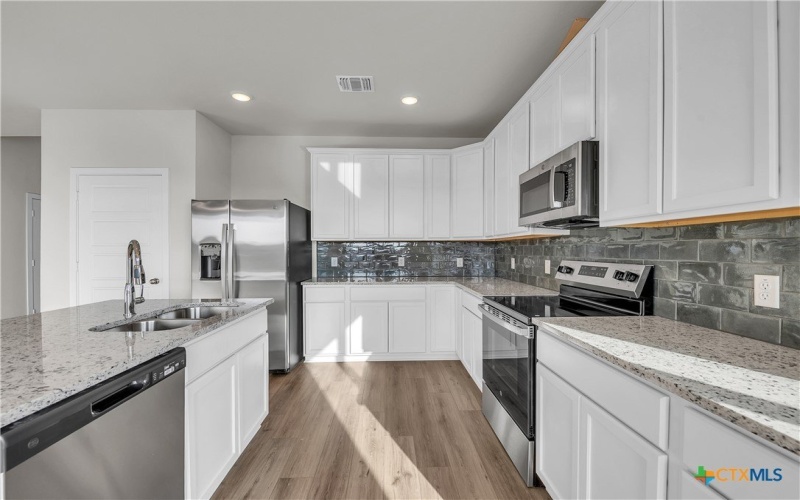 441 Appalachian Trail, Copperas Cove, TX 76522, 4 Habitaciones Habitaciones , ,2 BañosBaños,Residential,En Venta,441 Appalachian Trail,0,573579