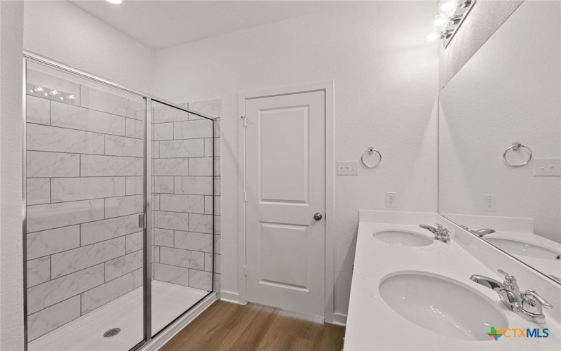 1362 Richards Ranch Road, Belton, TX 76513, 3 Bedrooms Bedrooms, ,2 BathroomsBathrooms,Residential,For Sale,1362 Richards Ranch Road,0,578939