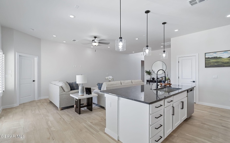 15388 IMAGINE DR, El Paso, TX 79938, 4 Bedrooms Bedrooms, ,2 BathroomsBathrooms,Residential,For Sale,15388 IMAGINE DR,918359