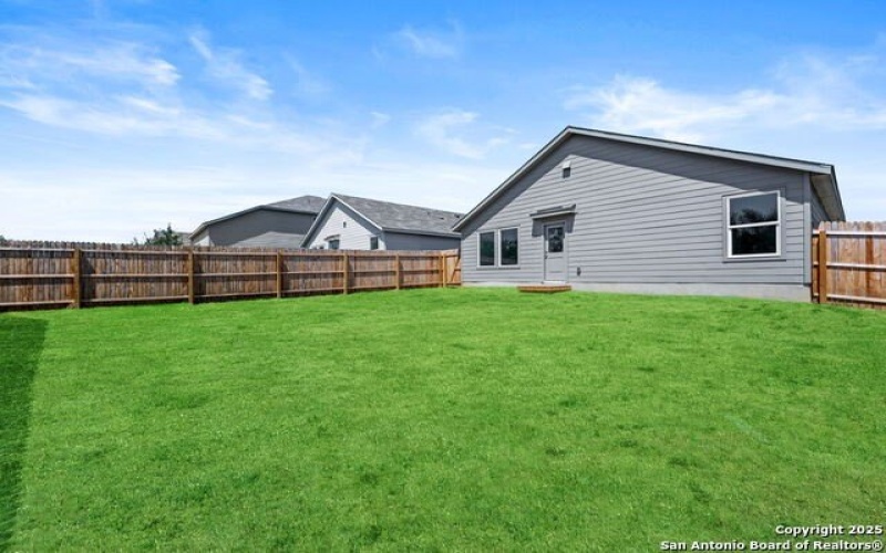 137 Autumn Trail, Floresville, TX 78114, 3 Habitaciones Habitaciones , ,2 BañosBaños,Residential,En Venta,137 Autumn Trail,0,1896394