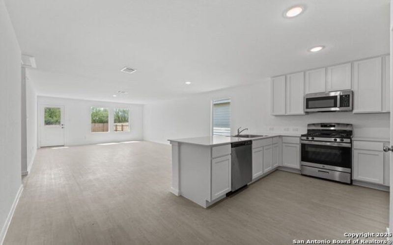 137 Autumn Trail, Floresville, TX 78114, 3 Habitaciones Habitaciones , ,2 BañosBaños,Residential,En Venta,137 Autumn Trail,0,1896394