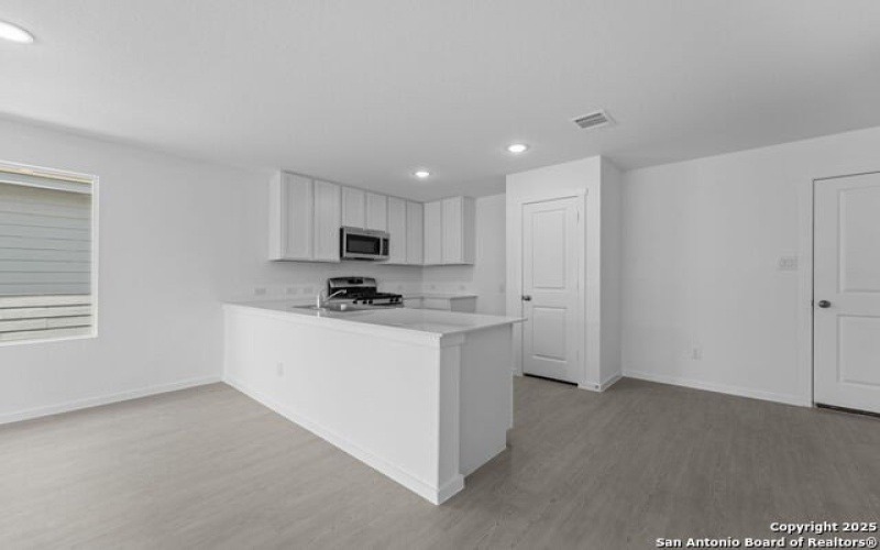 137 Autumn Trail, Floresville, TX 78114, 3 Habitaciones Habitaciones , ,2 BañosBaños,Residential,En Venta,137 Autumn Trail,0,1896394