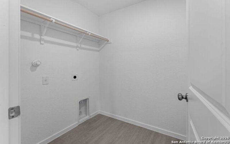 145 Autumn Trail, Floresville, TX 78114, 4 Habitaciones Habitaciones , ,2 BañosBaños,Residential,En Venta,145 Autumn Trail,0,1896400