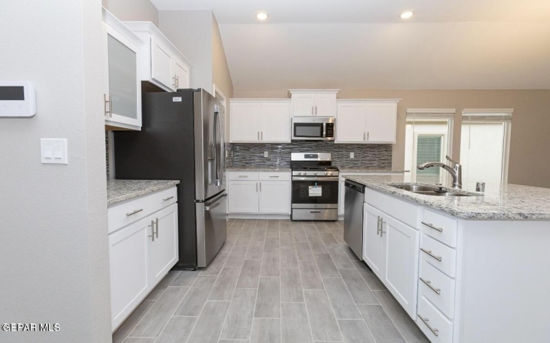 1208 Golden Summer Place, Horizon City, TX 79928, 4 Bedrooms Bedrooms, ,3 BathroomsBathrooms,Residential,For Sale,1208 Golden Summer Place,0,929298