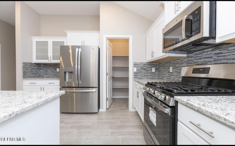 1208 Golden Summer Place, Horizon City, TX 79928, 4 Bedrooms Bedrooms, ,3 BathroomsBathrooms,Residential,For Sale,1208 Golden Summer Place,0,929298