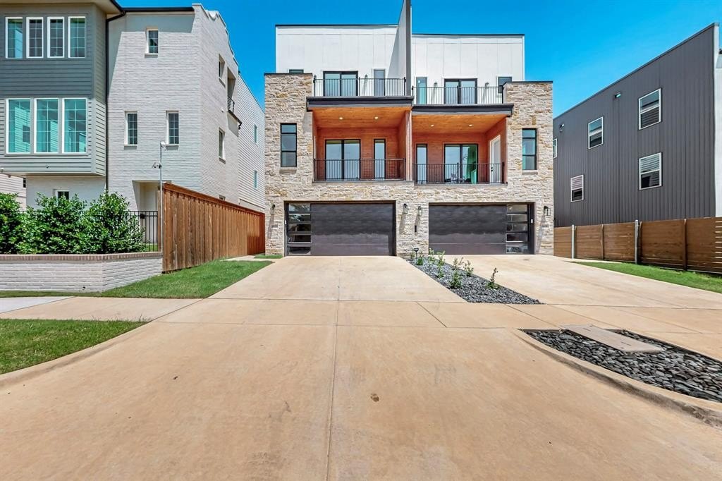 1021 Mobile Street, Dallas, TX 75208, 3 Bedrooms Bedrooms, ,3 BathroomsBathrooms,Residential,For Sale,1021 Mobile Street,0,20948853