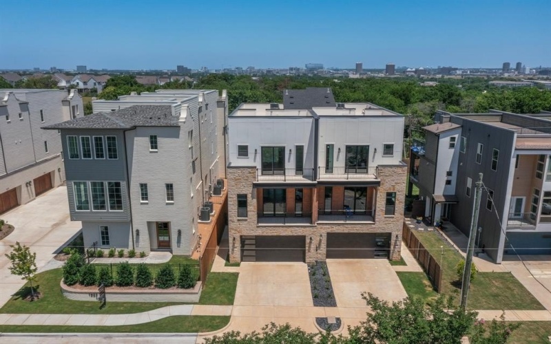 1021 Mobile Street, Dallas, TX 75208, 3 Bedrooms Bedrooms, ,3 BathroomsBathrooms,Residential,For Sale,1021 Mobile Street,0,20948853