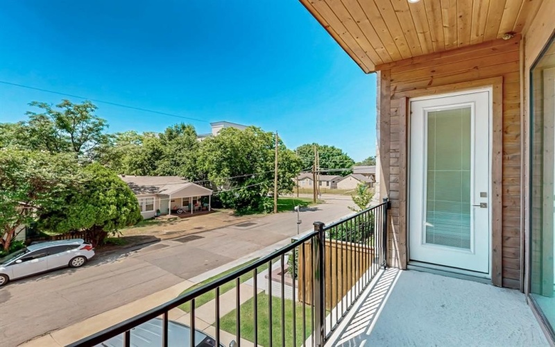 1021 Mobile Street, Dallas, TX 75208, 3 Bedrooms Bedrooms, ,3 BathroomsBathrooms,Residential,For Sale,1021 Mobile Street,0,20948853