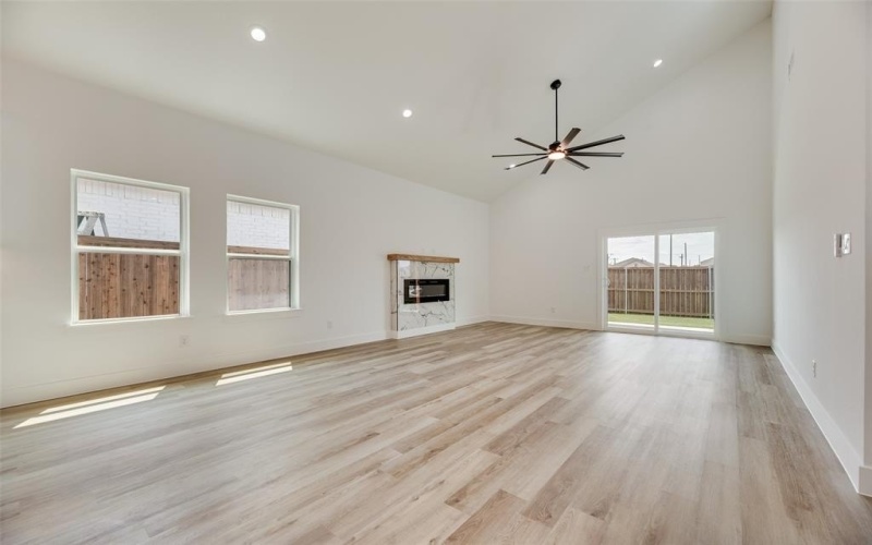 110 Hesed Street, Greenville, TX 75402, 4 Bedrooms Bedrooms, ,2 BathroomsBathrooms,Residential,For Sale,110 Hesed Street,0,21031043