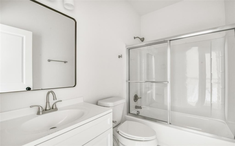 1606 College Avenue, Fort Worth, TX 76104, 6 Bedrooms Bedrooms, ,5 BathroomsBathrooms,Residential Multi Family,For Sale,1606 College Avenue,0,21037964
