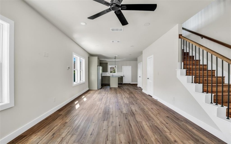 1606 College Avenue, Fort Worth, TX 76104, 6 Bedrooms Bedrooms, ,5 BathroomsBathrooms,Residential Multi Family,For Sale,1606 College Avenue,0,21037964