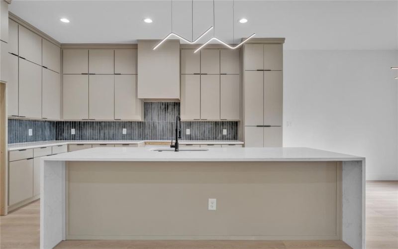809 Singleton Street, Grand Prairie, TX 75051, 4 Bedrooms Bedrooms, ,3 BathroomsBathrooms,Residential,For Sale,809 Singleton Street,0,21039493