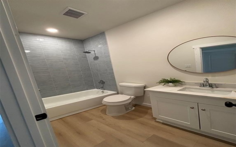 1031 W Coffin, Denison, TX 75020, 3 Bedrooms Bedrooms, ,2 BathroomsBathrooms,Residential,For Sale,1031 W Coffin,0,21040975