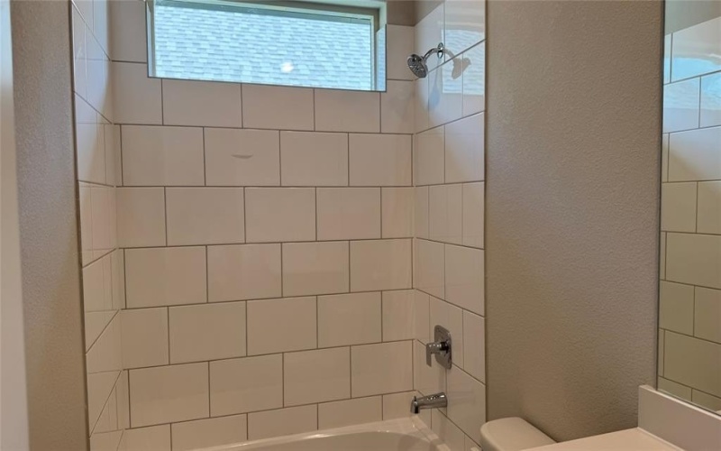 15032 GREEN BLUFF Drive, Fort Worth, TX 76008, 4 Habitaciones Habitaciones , ,2 BañosBaños,Residential,En Venta,15032 GREEN BLUFF Drive,0,21042650