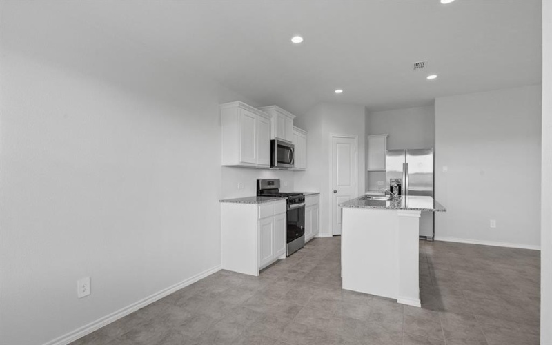 1728 GILLENS Avenue, Fort Worth, TX 76140, 3 Habitaciones Habitaciones , ,2 BañosBaños,Residential,En Venta,1728 GILLENS Avenue,0,21043205