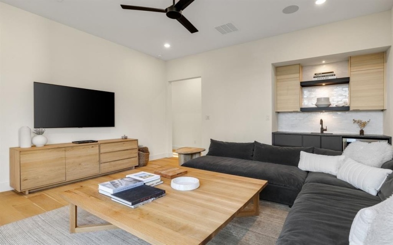 2930 N Sunbeck Circle, Farmers Branch, TX 75234, 5 Habitaciones Habitaciones , ,6 BañosBaños,Residential,En Venta,2930 N Sunbeck Circle,0,21043267