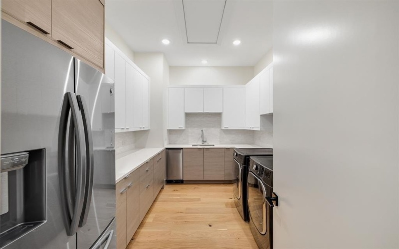 2930 N Sunbeck Circle, Farmers Branch, TX 75234, 5 Habitaciones Habitaciones , ,6 BañosBaños,Residential,En Venta,2930 N Sunbeck Circle,0,21043267