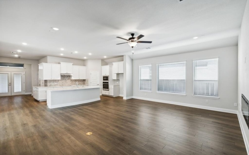 1366 Chisos Way, Forney, TX 75126, 4 Bedrooms Bedrooms, ,3 BathroomsBathrooms,Residential,For Sale,1366 Chisos Way,0,21043570