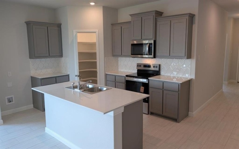 912 BOLL WEEVIL Drive, Cleburne, TX 76031, 5 Habitaciones Habitaciones , ,3 BañosBaños,Residential,En Venta,912 BOLL WEEVIL Drive,0,21044200