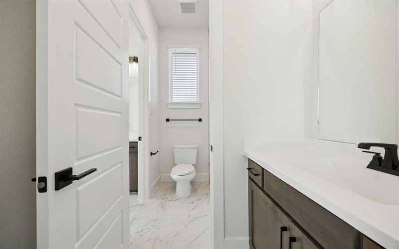 237 Bee Balm Road, McKinney, TX 75071, 4 Habitaciones Habitaciones , ,3 BañosBaños,Residential,En Venta,237 Bee Balm Road,0,21044304