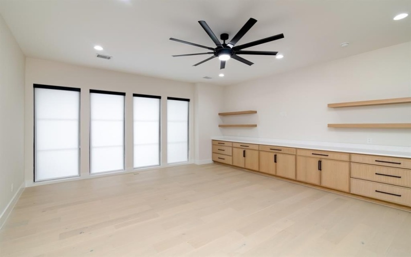 6838 Chevy Chase Avenue, Dallas, TX 75225, 6 Habitaciones Habitaciones , ,6 BañosBaños,Residential,En Venta,6838 Chevy Chase Avenue,0,21044486