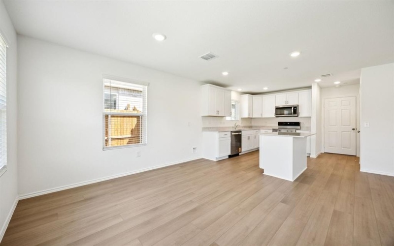 2712 Pecan Park Drive, Denton, TX 76208, 3 Habitaciones Habitaciones , ,2 BañosBaños,Residential,En Venta,2712 Pecan Park Drive,0,21044487