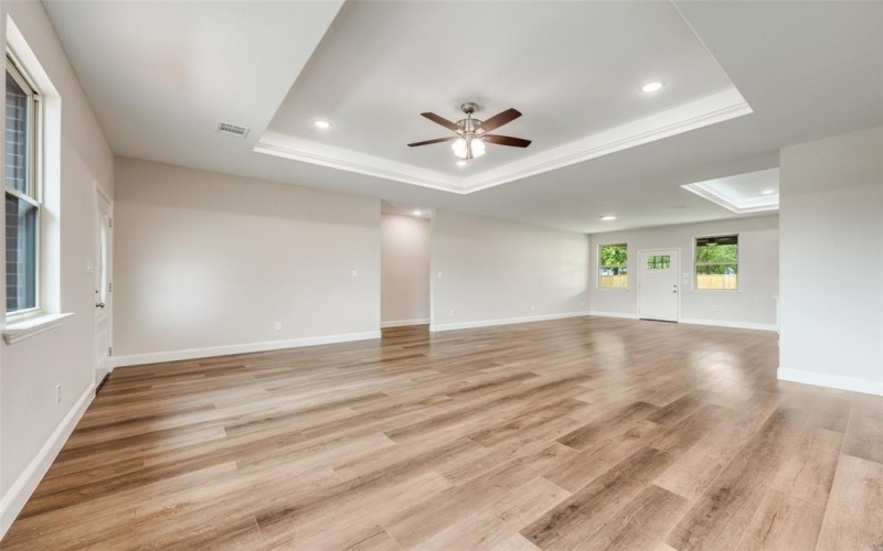 1704 Kings Lane, Commerce, TX 75428, 4 Bedrooms Bedrooms, ,3 BathroomsBathrooms,Residential,For Sale,1704 Kings Lane,0,21044494