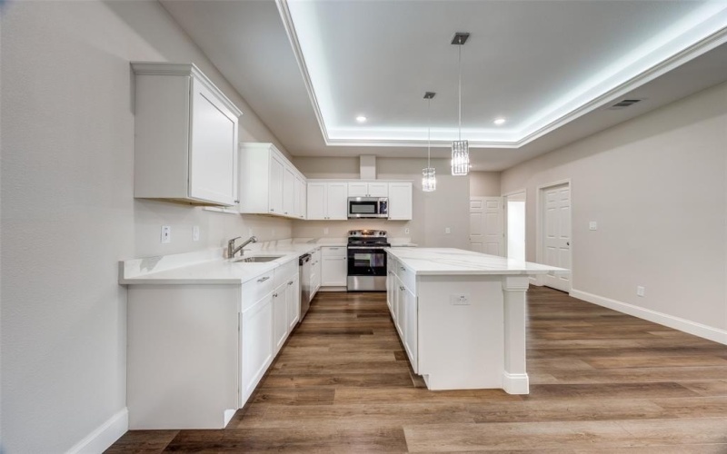 1704 Kings Lane, Commerce, TX 75428, 4 Bedrooms Bedrooms, ,3 BathroomsBathrooms,Residential,For Sale,1704 Kings Lane,0,21044494