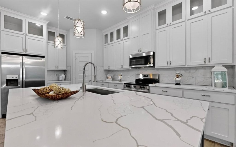 603 W Hayes Street, Savoy, TX 75479, 4 Habitaciones Habitaciones , ,3 BañosBaños,Residential,En Venta,603 W Hayes Street,0,21044508