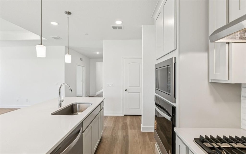 8717 Tallwood Lane, Justin, TX 76247, 3 Habitaciones Habitaciones , ,2 BañosBaños,Residential,En Venta,8717 Tallwood Lane,0,21044515