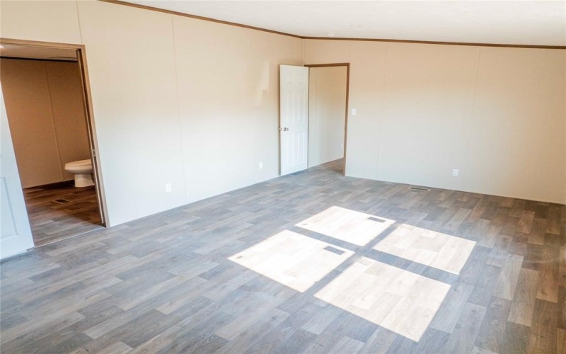 7113 Karen Lane, Joshua, TX 76058, 5 Bedrooms Bedrooms, ,3 BathroomsBathrooms,Residential,For Sale,7113 Karen Lane,0,21044617