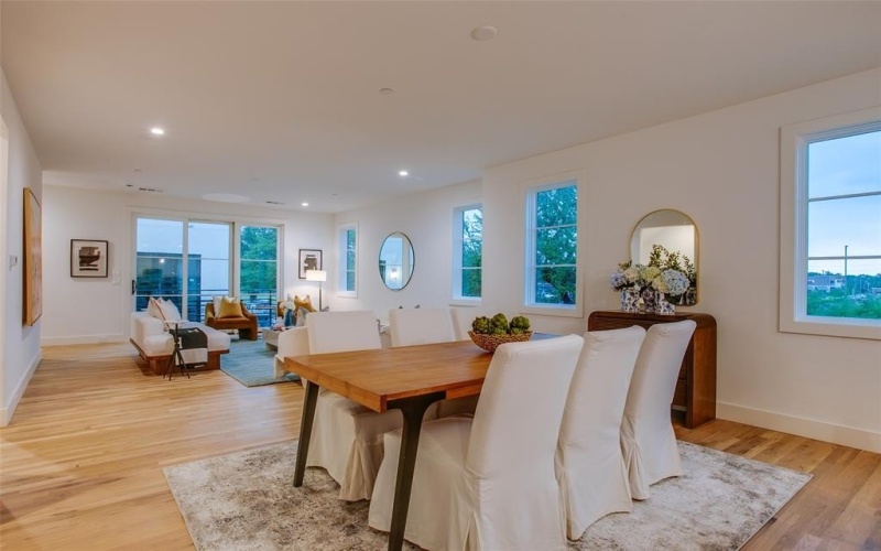 7207 Gaston Avenue #906, Dallas, TX 75206, 2 Bedrooms Bedrooms, ,2 BathroomsBathrooms,Residential,For Sale,7207 Gaston Avenue,0,21044700