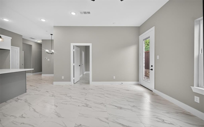 2366 Usman Drive, Irving, TX 75062, 3 Bedrooms Bedrooms, ,3 BathroomsBathrooms,Residential,For Sale,2366 Usman Drive,0,21044748