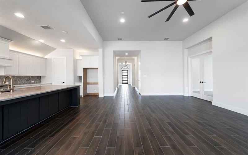 809 Lost Woods Way, McKinney, TX 75071, 4 Habitaciones Habitaciones , ,3 BañosBaños,Residential,En Venta,809 Lost Woods Way,0,21044819