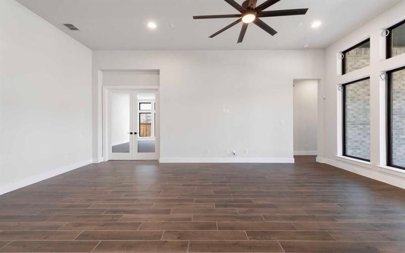 809 Lost Woods Way, McKinney, TX 75071, 4 Habitaciones Habitaciones , ,3 BañosBaños,Residential,En Venta,809 Lost Woods Way,0,21044819