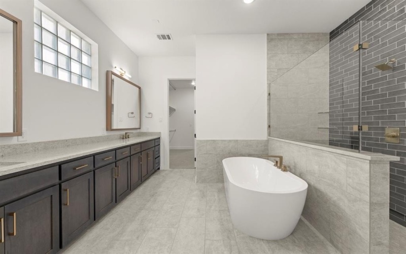 4820 Belo Drive, Prosper, TX 75078, 4 Bedrooms Bedrooms, ,5 BathroomsBathrooms,Residential,For Sale,4820 Belo Drive,0,21044851