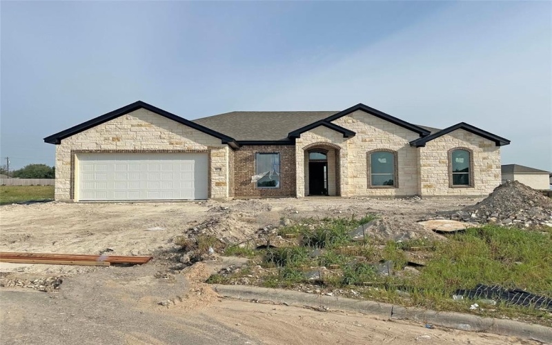 403 Rusty Spur Court, Lorena, TX 76655, 3 Bedrooms Bedrooms, ,2 BathroomsBathrooms,Residential,For Sale,403 Rusty Spur Court,0,21045092