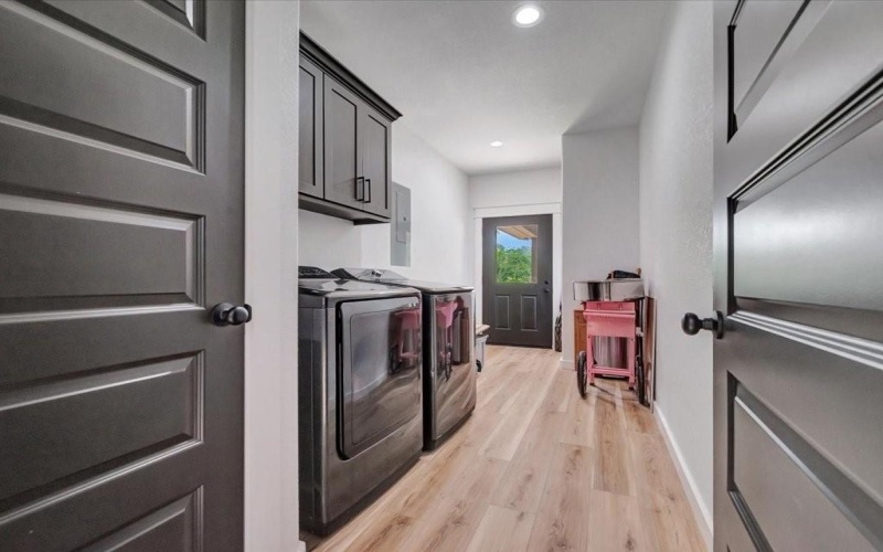 1735 Thigpen Road, No City, TX 75969, 3 Bedrooms Bedrooms, ,2 BathroomsBathrooms,Residential,For Sale,1735 Thigpen Road,0,21045350