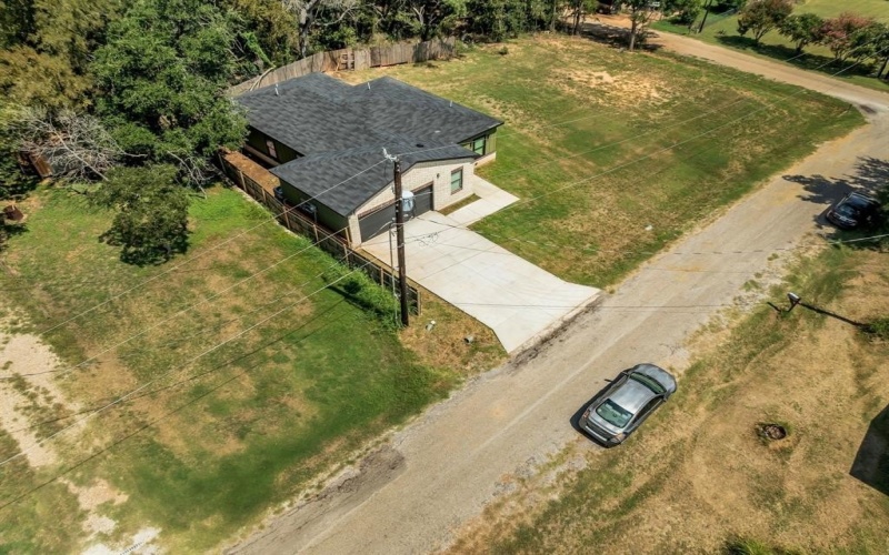 3202 Lowland Drive, Granbury, TX 76048, 3 Habitaciones Habitaciones , ,2 BañosBaños,Residential,En Venta,3202 Lowland Drive,0,21045356